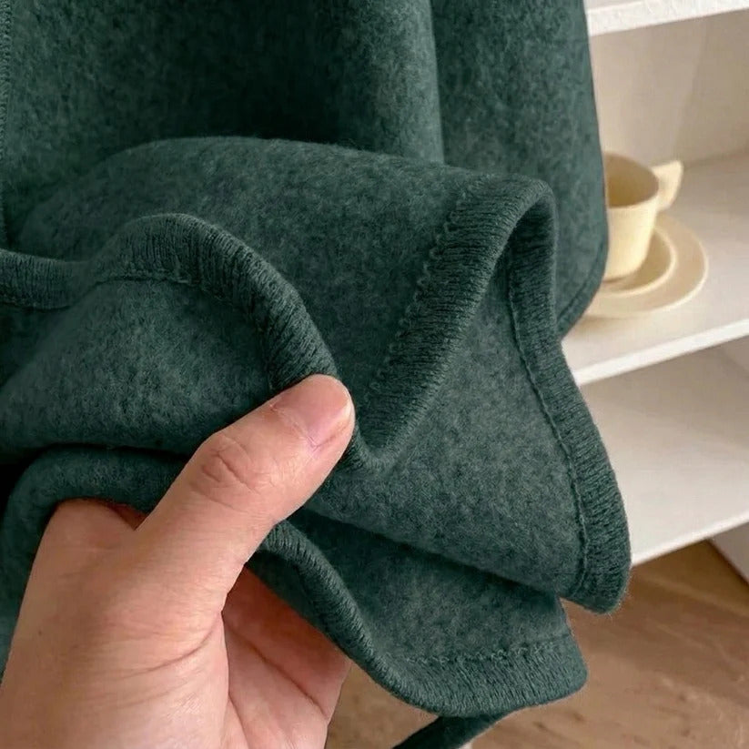 Stugans Poncho i Skogsgrön